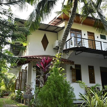 Pearl Bungalow Trincomalee Dış mekan fotoğraf