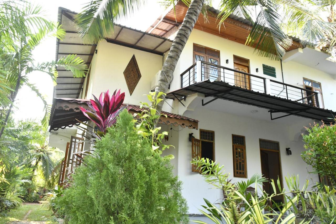 Pearl Bungalow Trincomalee Dış mekan fotoğraf