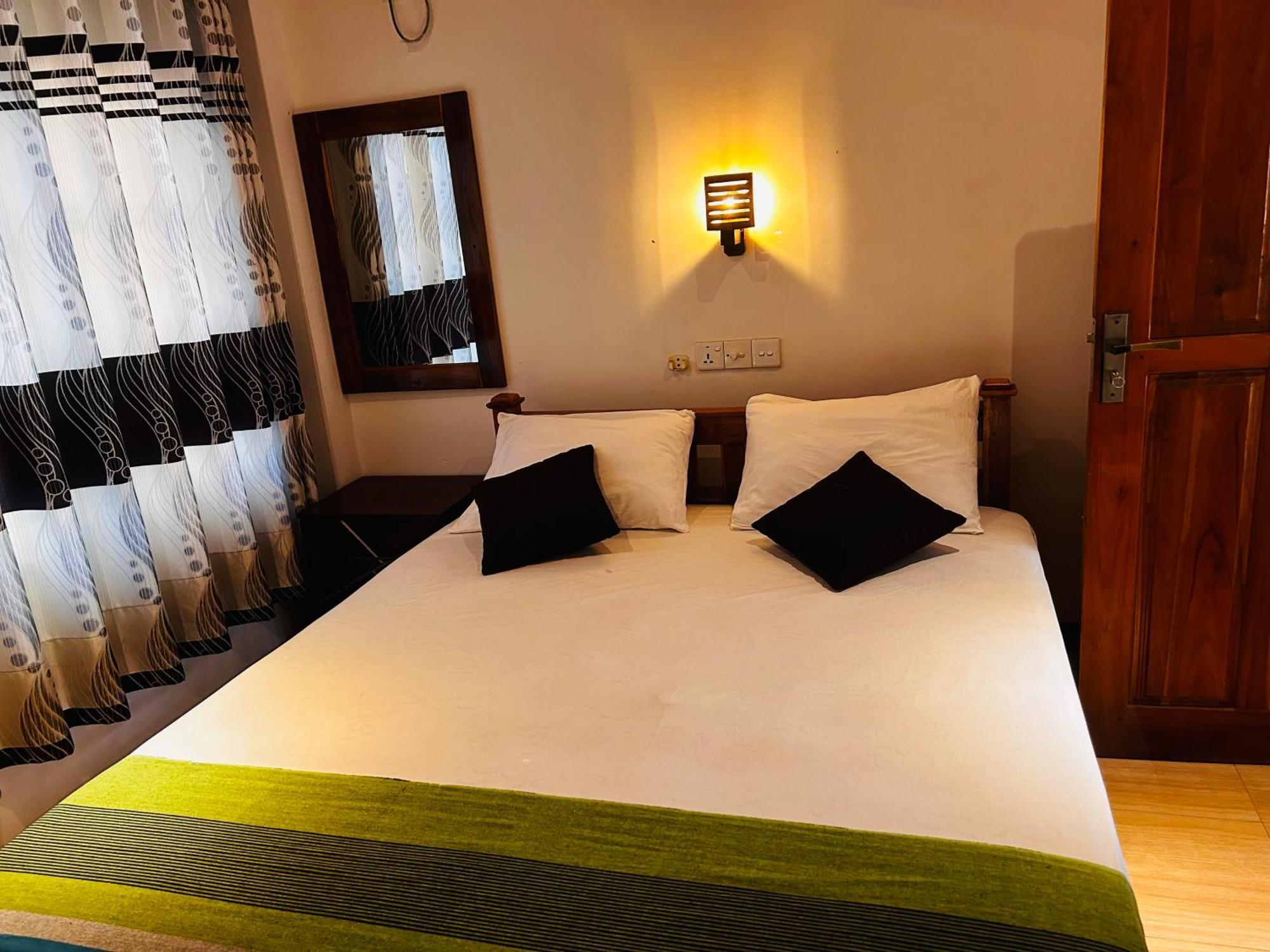 Pearl Bungalow Trincomalee Dış mekan fotoğraf